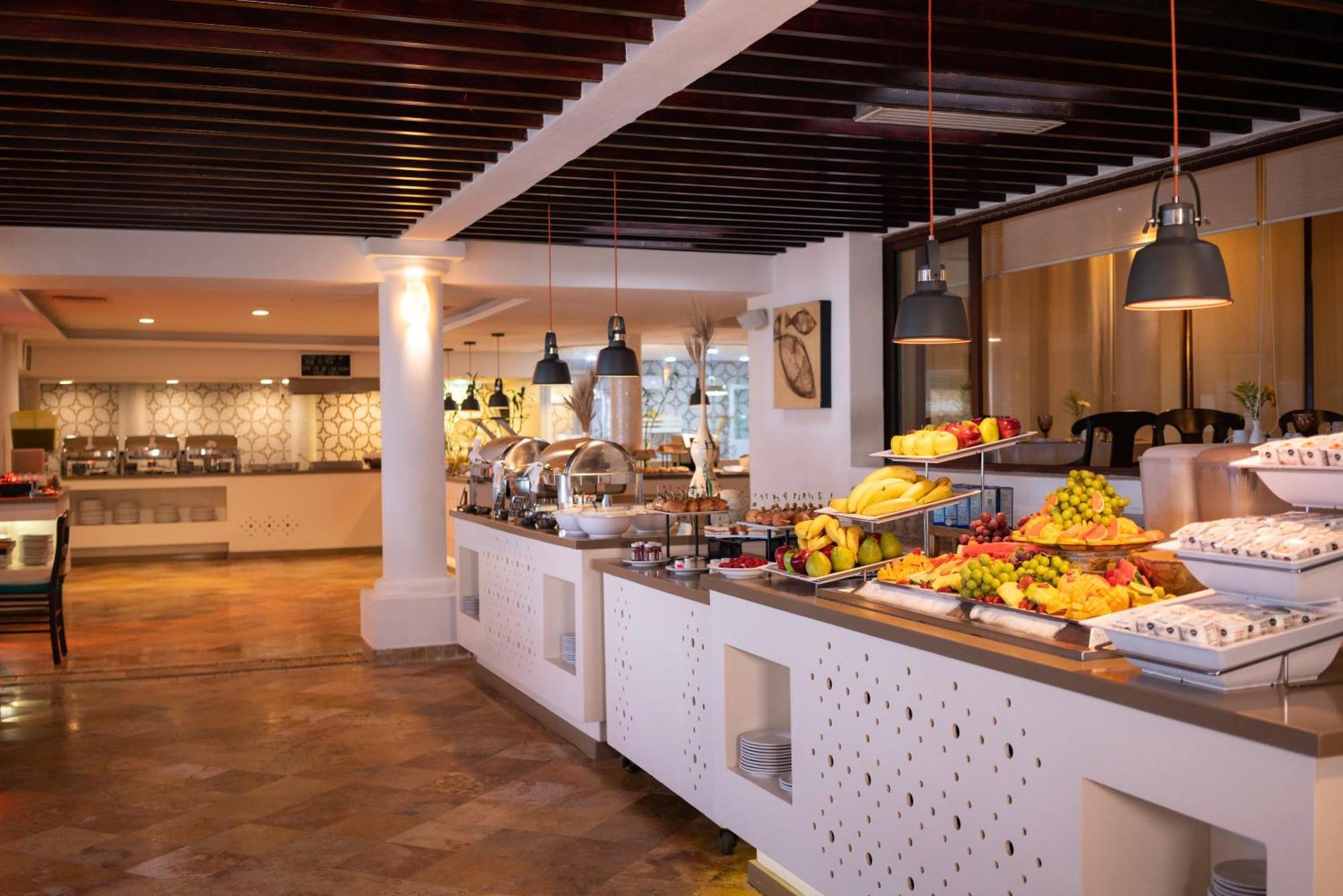 Buenaventura Grand Hotel & Great Moments Puerto Vallarta Exterior foto